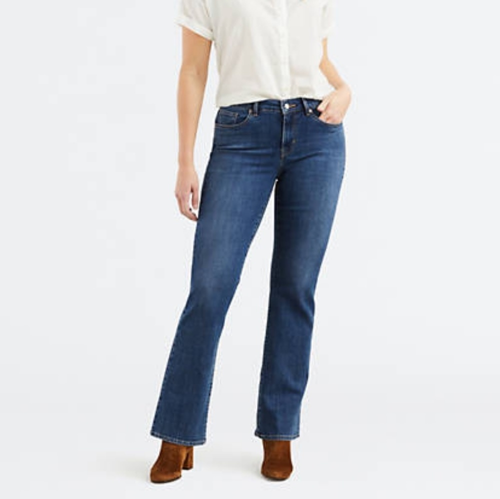Levi's 524 Boot Cut Jeans